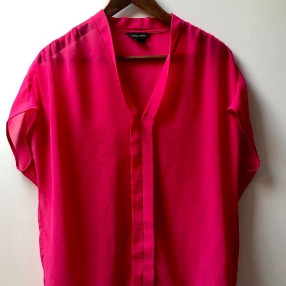 3/4 Sleeve sheer Fushia Smocked Neckline Top - Picture 1 of 2